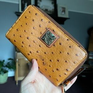 Dooney & Bourke Textured Ostrich Accordion Wristlet
